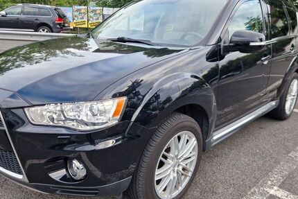Mitsubishi Outlander 222.230 km 5.600 &euro; Frankfurt am Main 60326