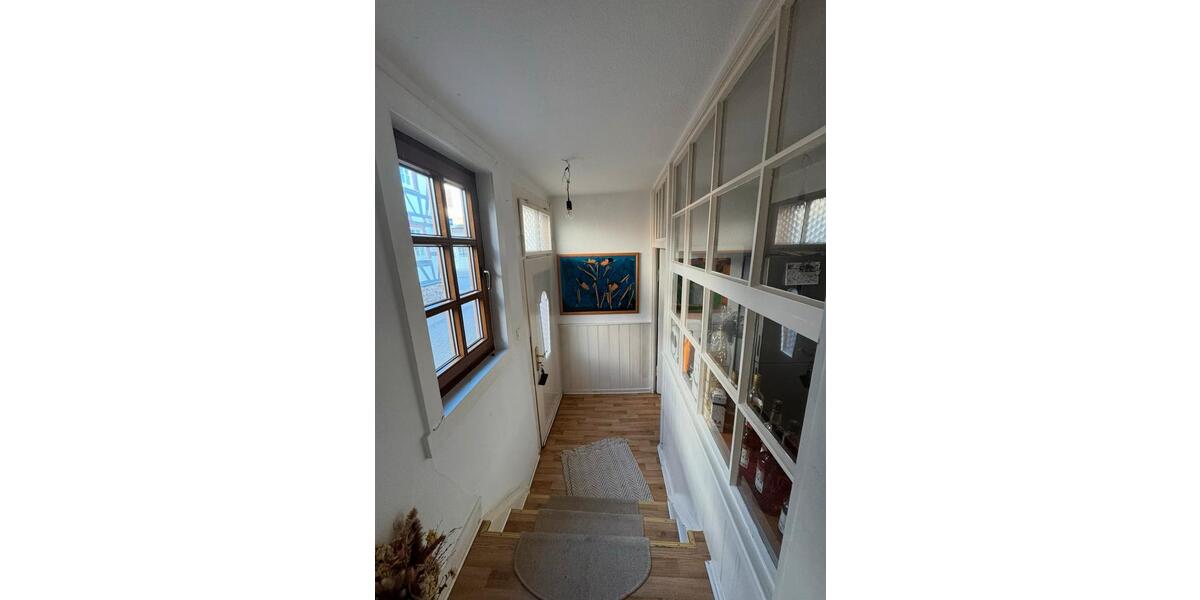 Einfamilienhaus Rosbach vor der Höhe - 3 Zimmer, 93 m&sup2;, 1.350&euro; | Angebot:26153607