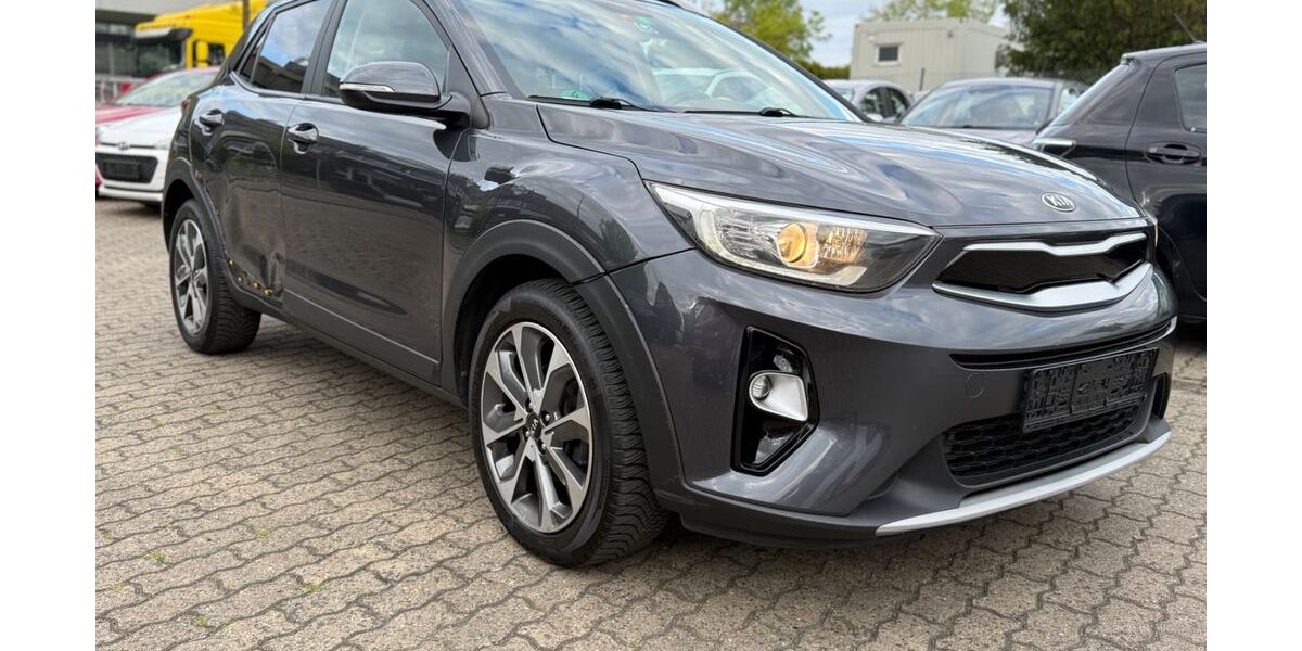 Kia Stonic 145.698 km 8.799 &euro; Hanau 63452