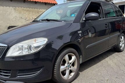 Skoda Fabia 149.800 km 4.299 &euro; Eppstein 65817