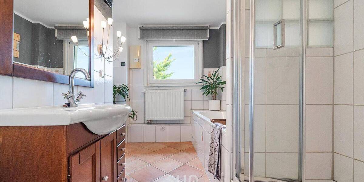 Mehrfamilienhaus, Wohnhaus Offenbach am Main Buchrain - 8 Zimmer, 175 m&sup2;, 624.000&euro; | Angebot:26128232