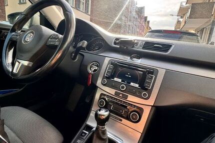 VW Passat 186.000 km 6.000 &euro; Frankfurt am Main 65936