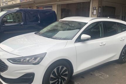 Ford Focus 173.500 km 9.500 &euro; Frankfurt am Main 60327