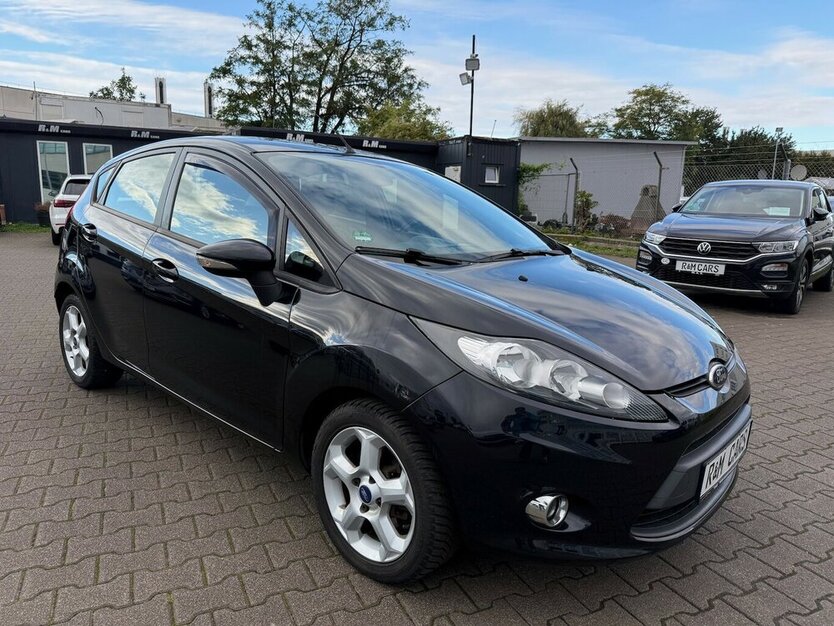 Ford Fiesta 1.2 Trend-Cool&Sound 5Türig 156.010 km 3.390 € Frankfurt 60386