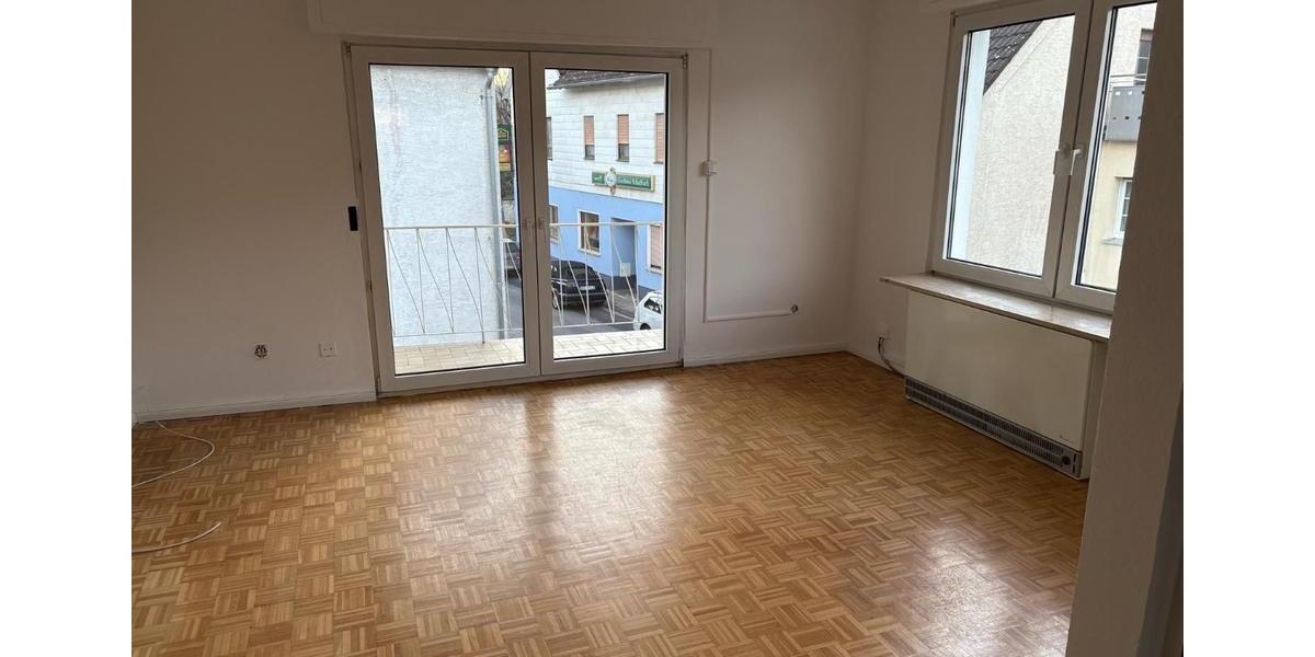 2 FamilienHaus zu vermieten für Familie oder Monteure 8 zimmer