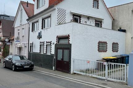 Zentral gelegenes Einfamilienhaus mit Terrasse in Bad Nauheim
