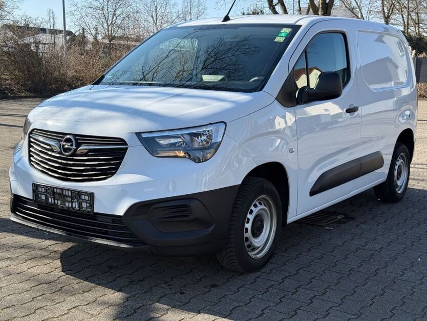Opel Combo 116.000 km 11.498 € Rüsselsheim 65428