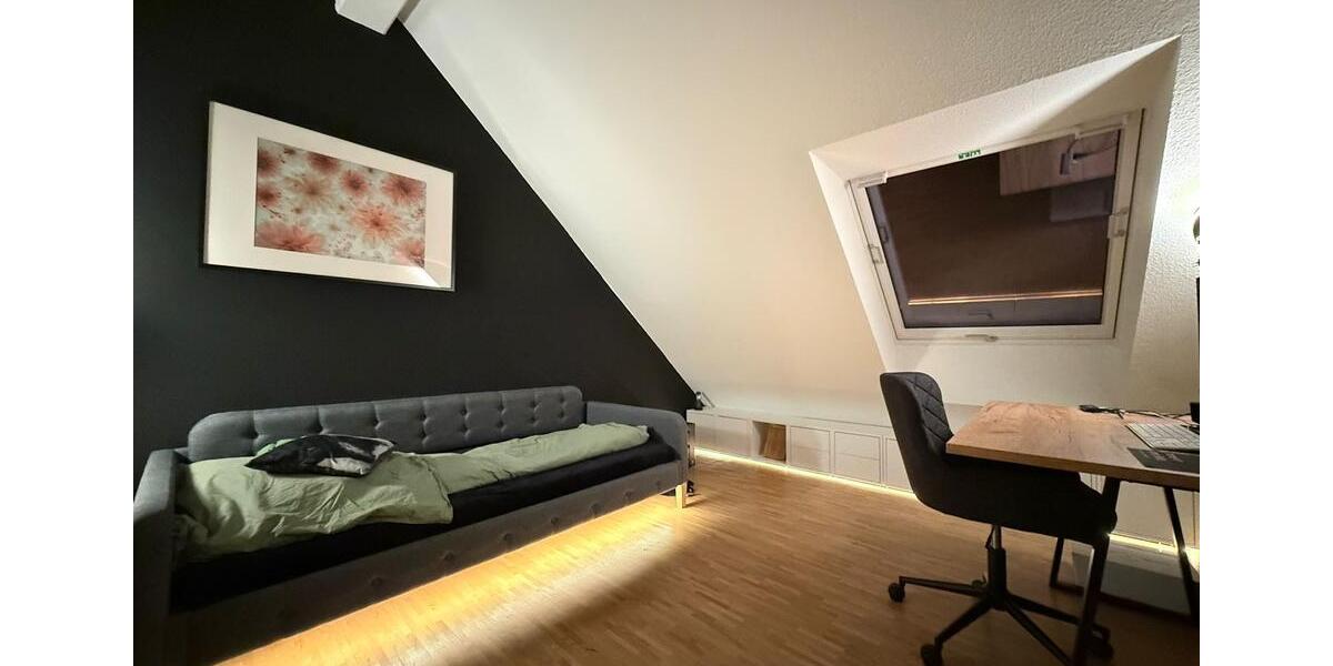 Einfamilienhaus auf Erbpacht - aktuell OHNE Makler! 8 zimmer