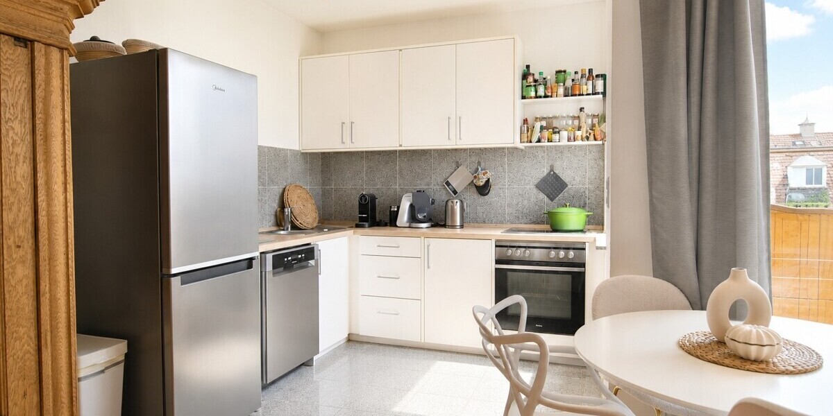 Geschmackvoll möblierte 2-Zi Wohnung - KEINE Kurzvermietung - Etagenwohnung Kronberg im Taunus | Angebot:27231417
