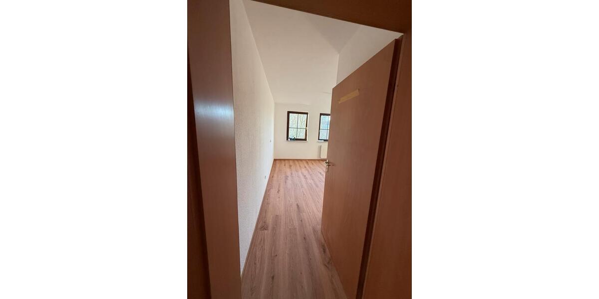 2-ZKB-Wohnung mit Balkon zu vermieten **kernsaniert** 2 zimmer