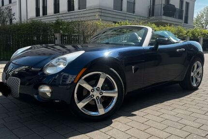 Pontiac Solstice 144.000 km 12.300 &euro; Frankfurt am Main 60486