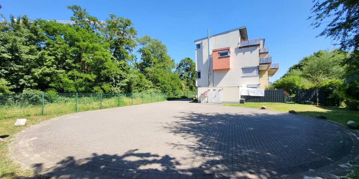 Eck-Haus im Haus mit Garten in toller Lage von Hanau - Maisonettenwohnung Hanau | Angebot:26924458