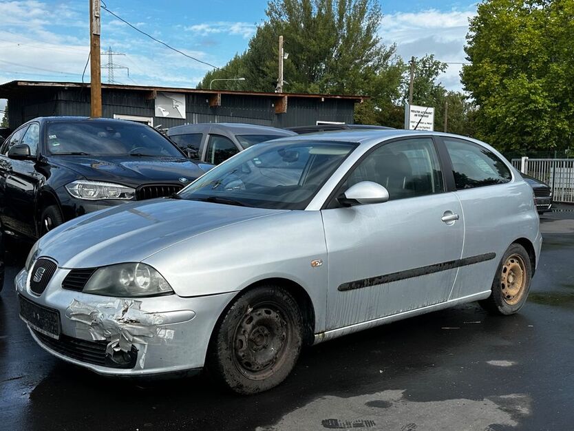 Seat Ibiza 122.661 km 999 € Frankfurt am Main 60486