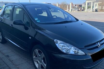 Peugeot 307 144.999 km 1.299 &euro; Eppertshausen 64859