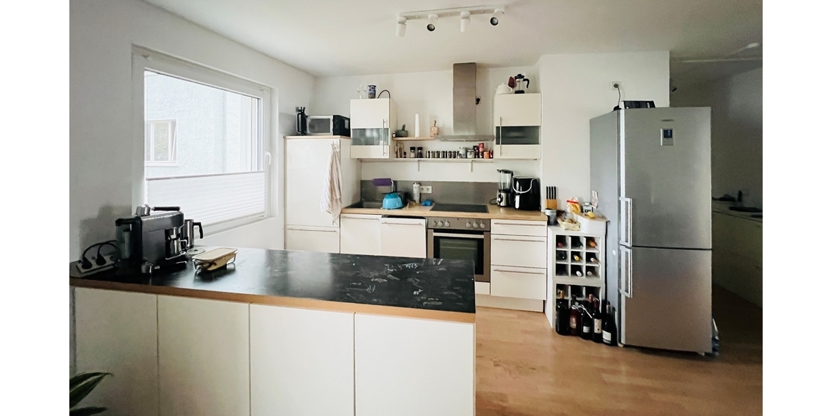 Frankfurt-Bornheim: Kapitalanlage! Top modernisierte 3-Zimmer-Wohnung mit Balkon! 3 zimmer