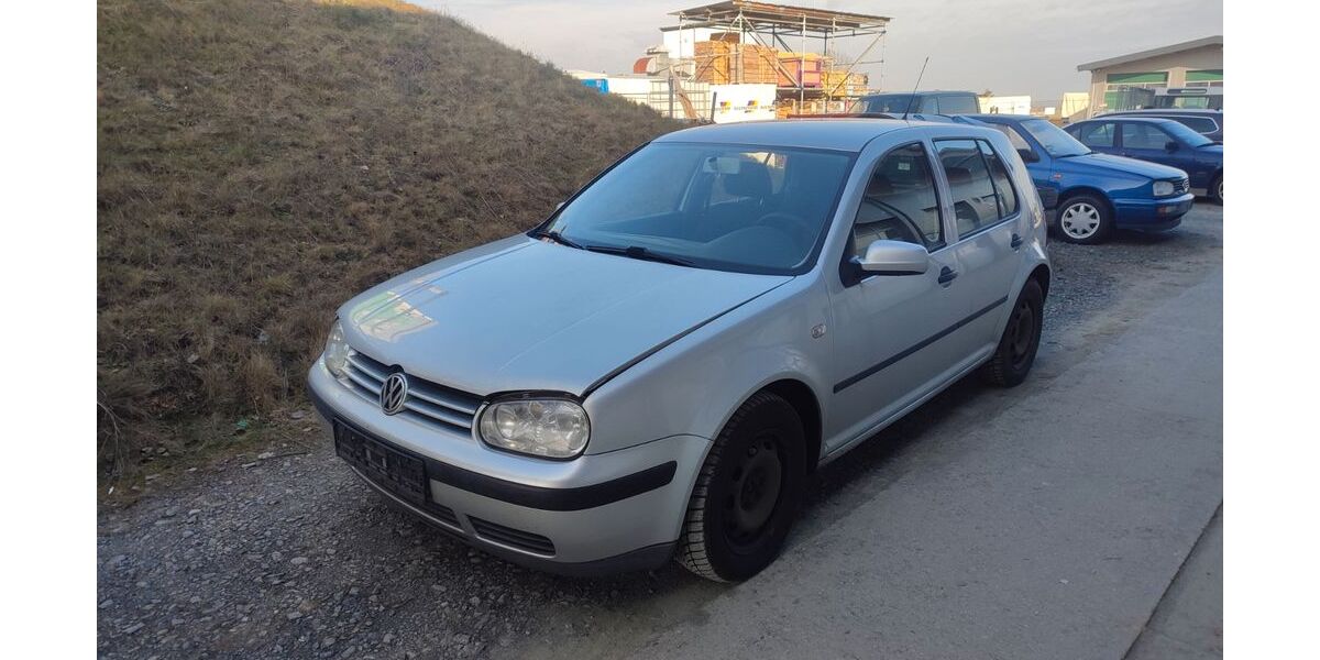 VW Golf 287.000 km 600 &euro; Westerfeld 61267