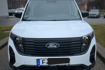 Ford Transit Courier 32.000 km 19.300 &euro; Frankfurt 60314