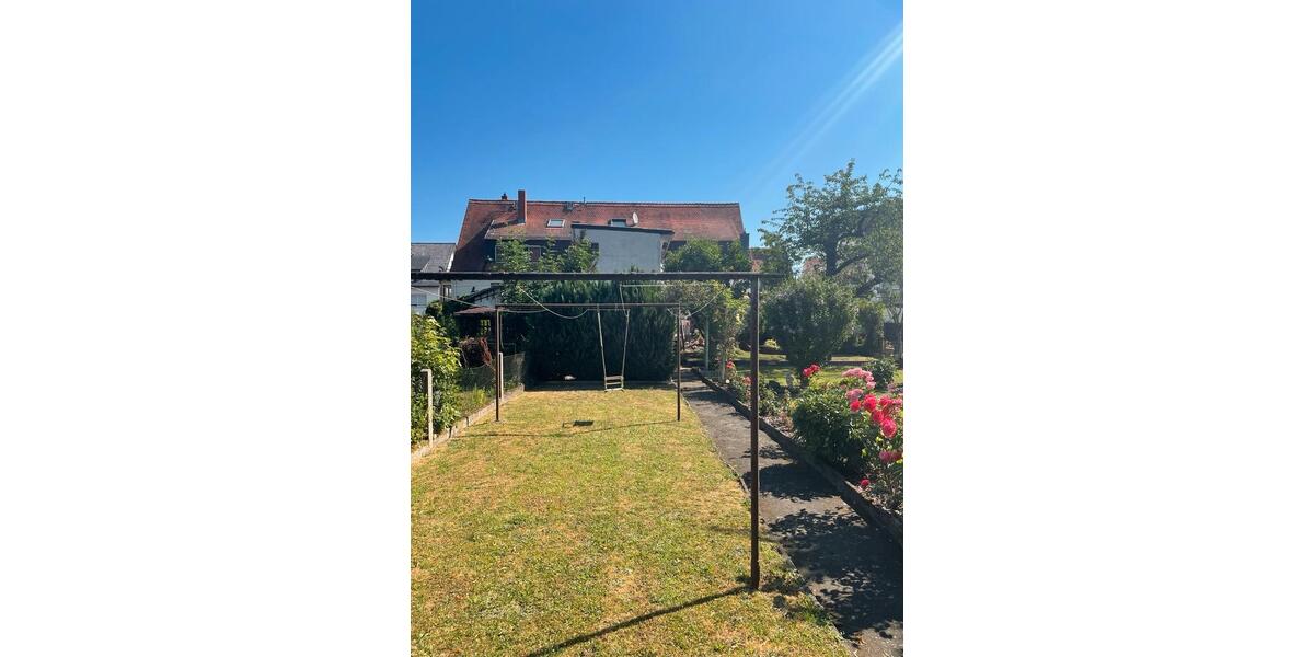 Doppelhaushälfte Frankfurt am Main Bonames - 8 Zimmer, 170 m&sup2;, 610.000&euro; | Angebot:26050197