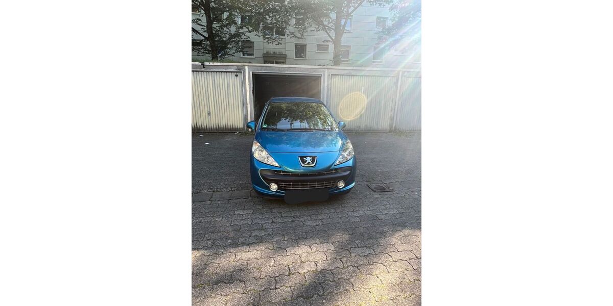 Peugeot 207 163.000 km 2.600 &euro; Schwalbach 65824