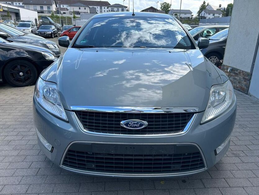 Ford Mondeo 237.000 km 2.200 € Büdingen 63654