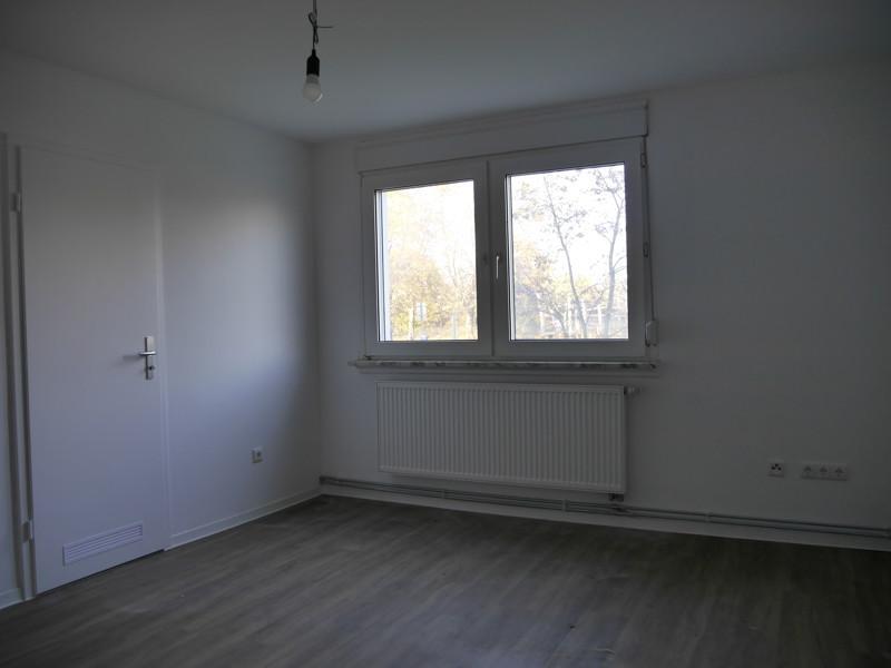Schöne 2-Zimmer-Wohnung mit Tageslichtbad im Limes-Quartier zu vermieten zimmer