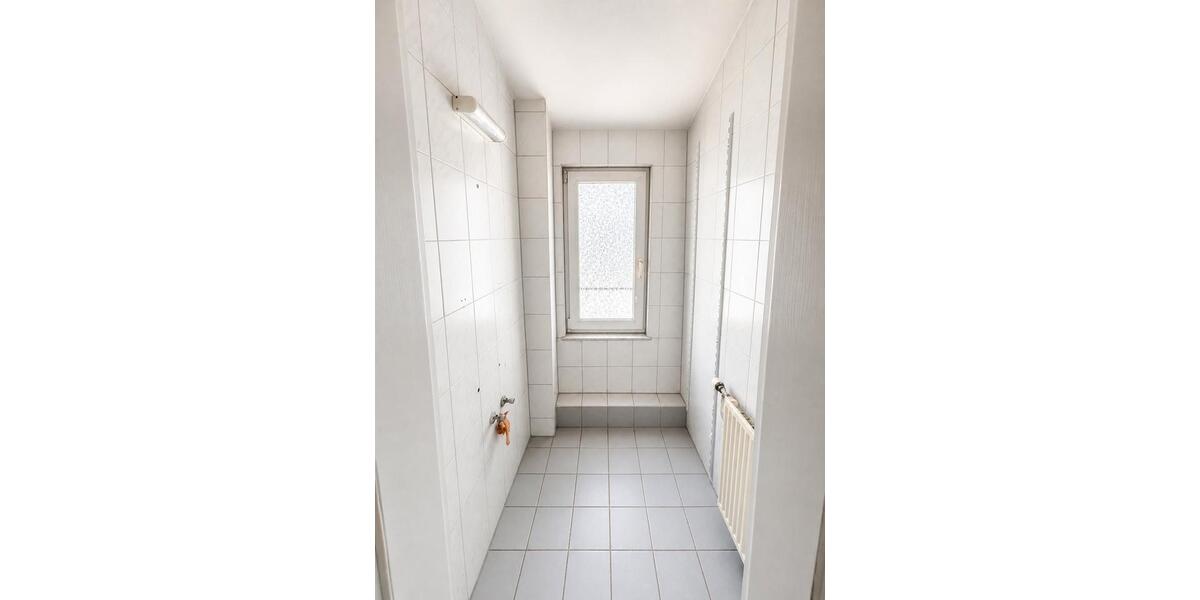 Etagenwohnung Darmstadt Bessungen - 2.5 Zimmer, 91 m&sup2;, 1.300&euro; | Angebot:26574669