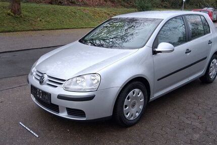 VW Golf 131.000 km 4.300 &euro; Bad Soden 65812