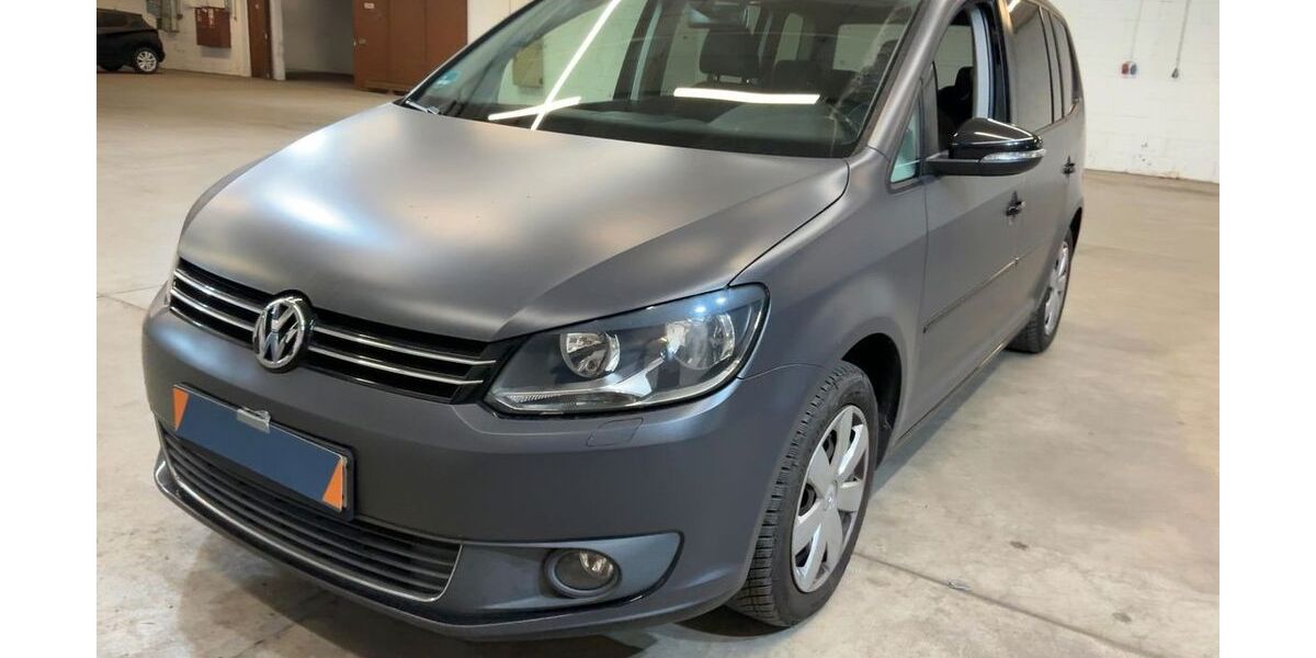 VW Touran 207.000 km 5.490 &euro; Frankfurt am Main 65933