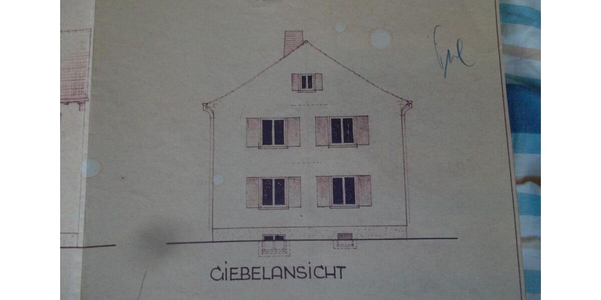 Doppelhaushälfte mit Zisterne 4.5 zimmer