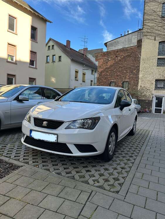Seat Ibiza 114.000 km 4.300 € Offenbach 63065