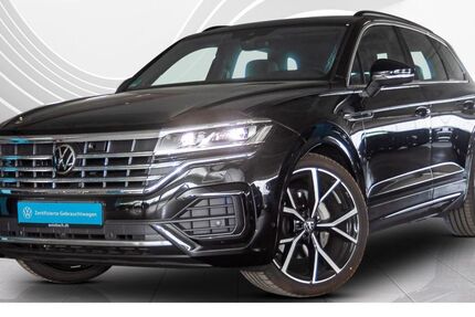 VW Touareg 2.710 km 77.940 € Bad Homburg 61348