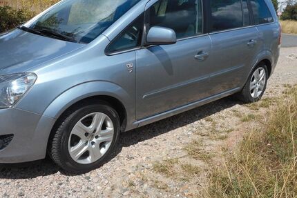 Opel Zafira 88.000 km 6.750 € Wiesbaden 65207
