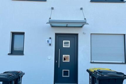 Modernes Reihenhaus mit gehobener Ausstattung , Garten &Garage zimmer