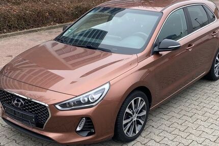 Hyundai i30 107.000 km 9.999 &euro; Frankfurt am Main 60389
