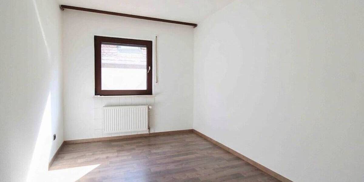 Etagenwohnung Frankfurt am Main Seckbach - 3 Zimmer, 94 m&sup2;, 449.000&euro; | Angebot:26688478