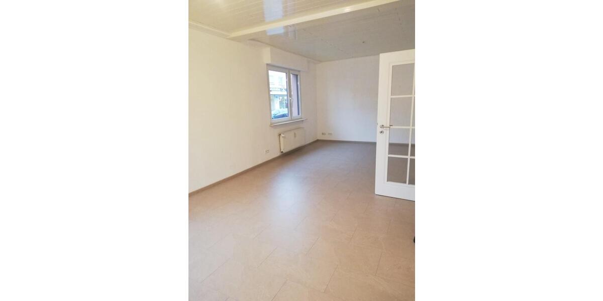 Helle 2-Raum-Wohnung mit Einbauküche in Dreieich-Sprendlingen 2 zimmer