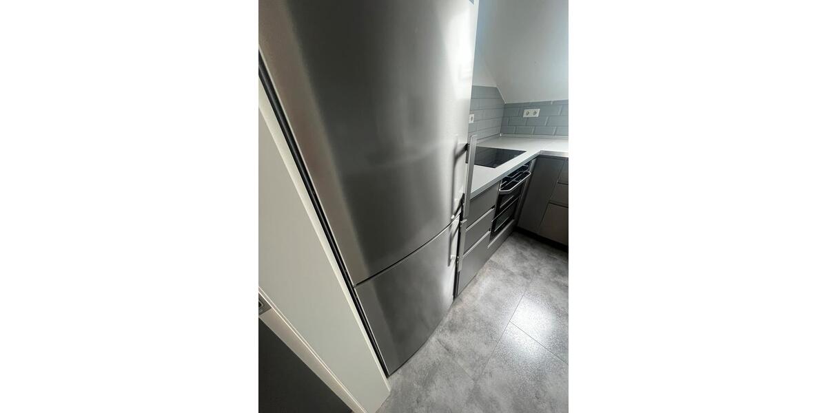 Dachgeschoßwohnung Offenbach am Main Hafen - 2.5 Zimmer, 82 m&sup2;, 320.000&euro; | Angebot:26727373
