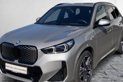 BMW iX1 16.926 km 42.380 € Frankfurt 60314