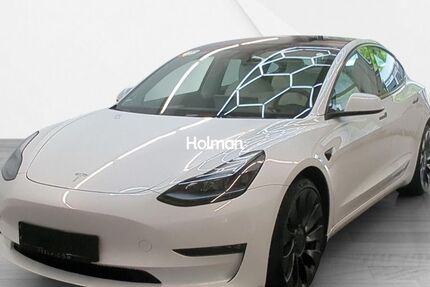 Tesla Model 3 41.721 km 32.433 &euro; Eschborn 65760