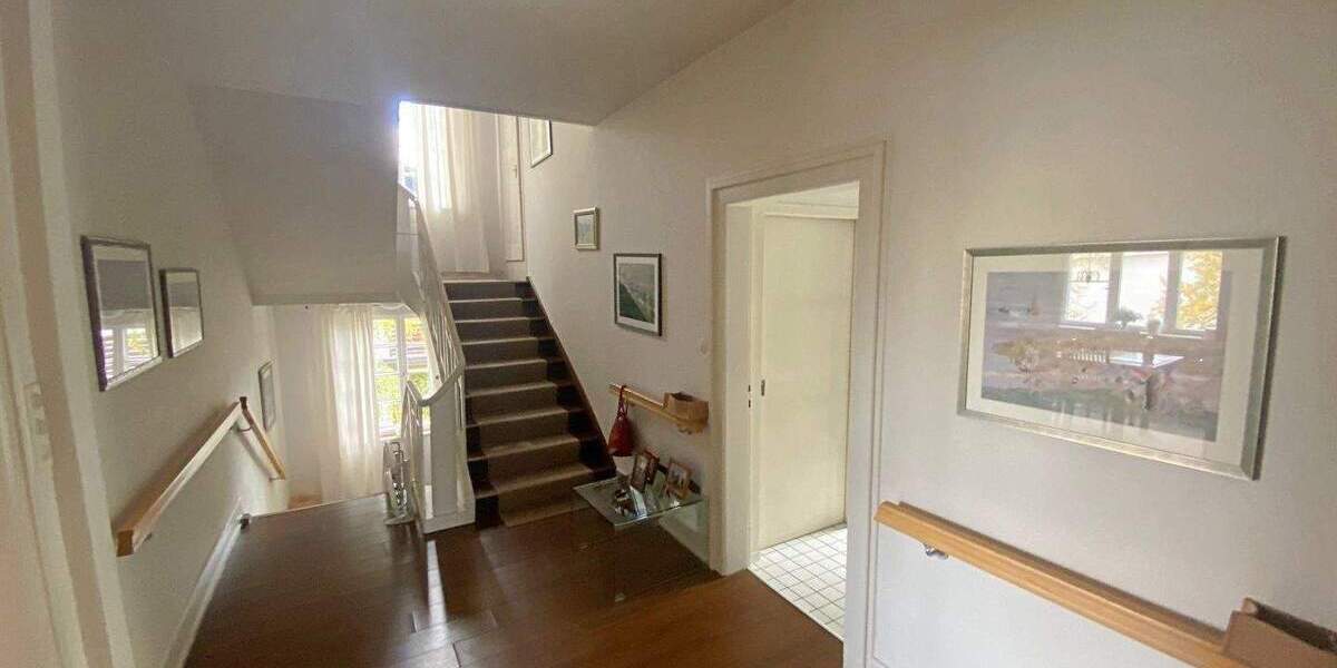 Mehrfamilienhaus, Wohnhaus Hainburg Hainstadt - 9 Zimmer, 320 m&sup2;, 330.000&euro; | Angebot:26027681