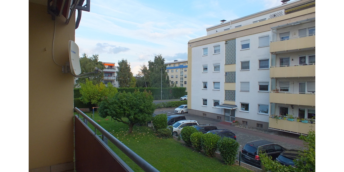 Frisch renovierte 3 Zimmer Wohnung mit ca. 75m² Wohnfläche mit Balkon und Garage - Appartement Nauheim | Angebot:26101851