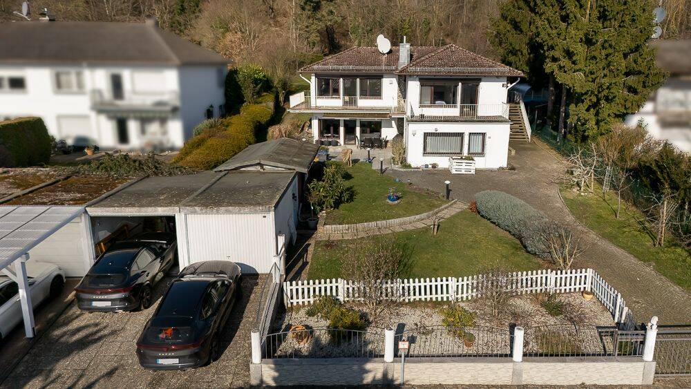 Einfamilienhaus Rosbach vor der Höhe Ober-Rosbach - 6 Zimmer, 255 m&sup2;, 1.190.000&euro; | Angebot:26128493