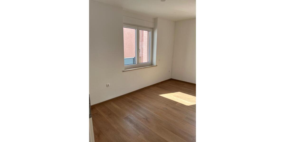 Hochparterre Stockstadt am Main - 2 Zimmer, 65 m&sup2;, 700&euro; | Angebot:26608632