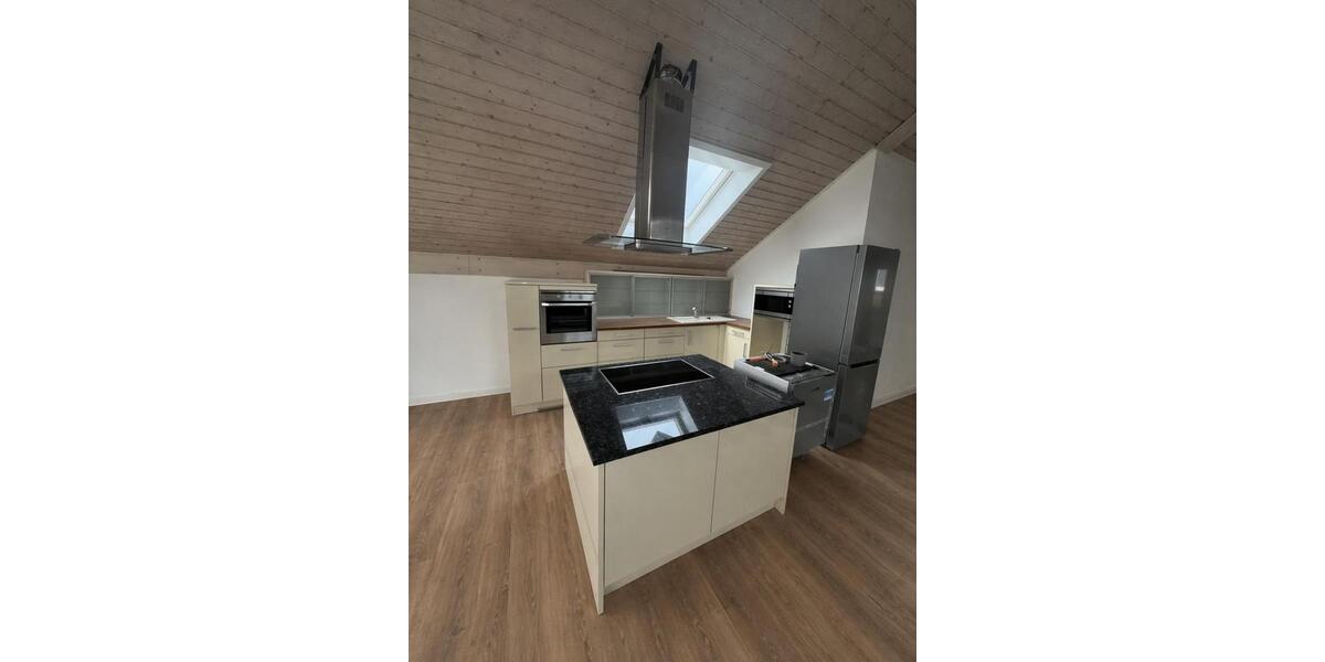 Etagenwohnung Egelsbach - 2 Zimmer, 90 m&sup2;, 1.300&euro; | Angebot:26148389