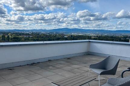 Penthouse mit Taunusblick in Eckenheim zimmer