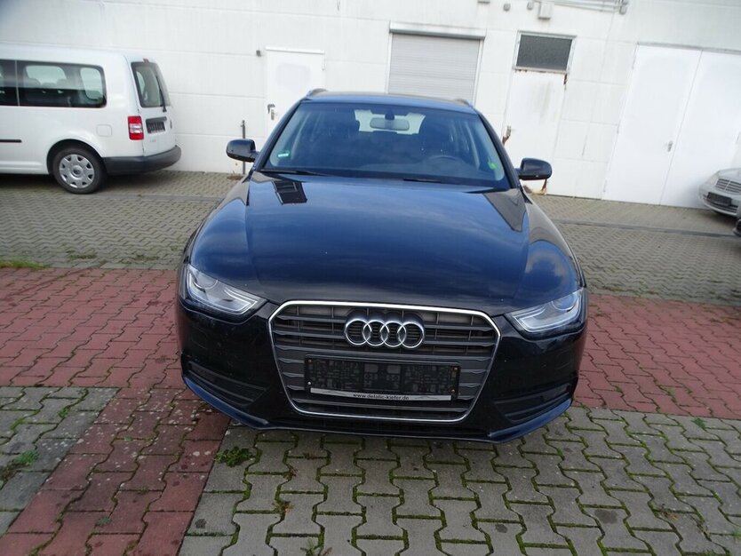 Audi A4 1,8 TFSI Avant Ambiente Klima, Bi-Xenon, Sitzhe 153.065 km 6.890 € Rodgau 63110