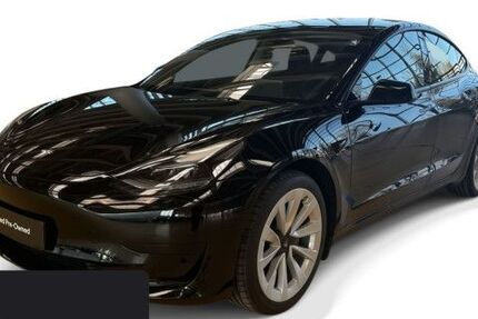 Tesla Model 3 33.533 km 30.000 &euro; Hanau 63457