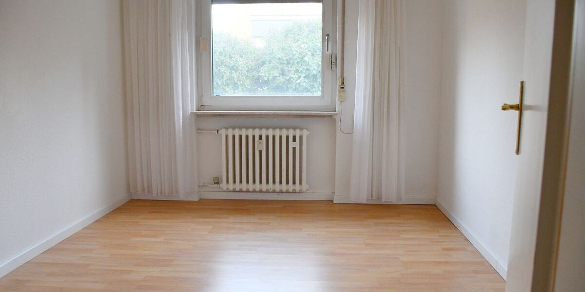 Attraktives großzügiges Zweifamilienhaus im Bauhausstil in Darmstadt-Arheilgen - Zweifamilienhaus Darmstadt-Arheilgen Darmstadt/Vororte | Angebot:25099546