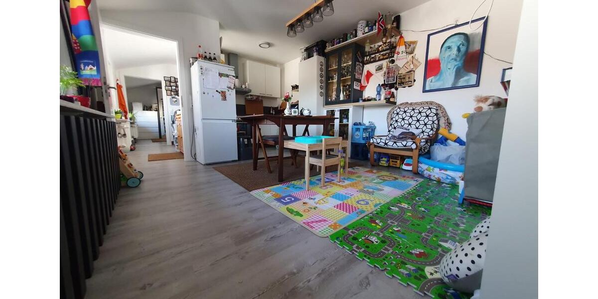 Dachgeschoßwohnung Frankfurt am Main Niederrad - 2 Zimmer, 70 m&sup2;, 870&euro; | Angebot:26265660