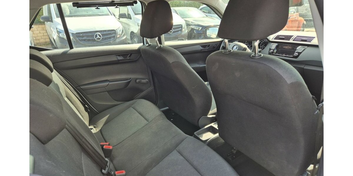 Skoda Fabia Cool Plus 127.420 km 7.890 &euro; Rodgau 63110